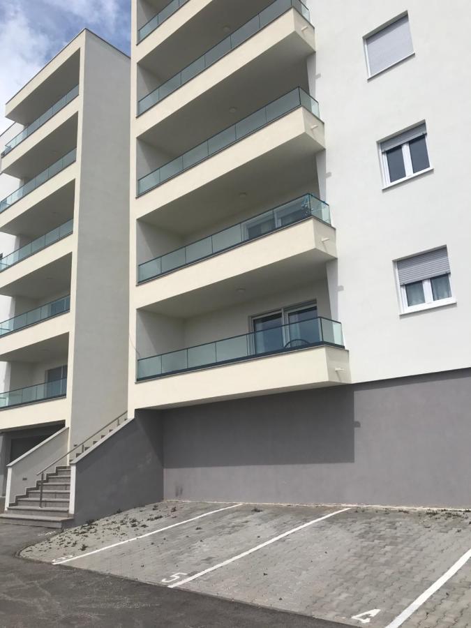 Apartment Leon Makarska Exterior photo